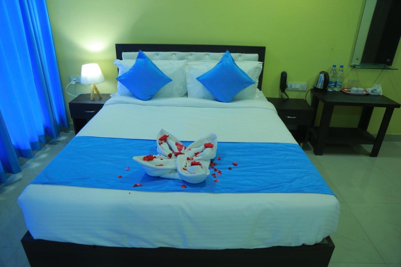 Hotel Sky Park Shamshabad Exterior photo